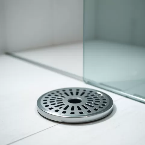 Jaki odpływ liniowy do kabiny 120