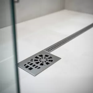 Jaki odpływ liniowy do kabiny 90